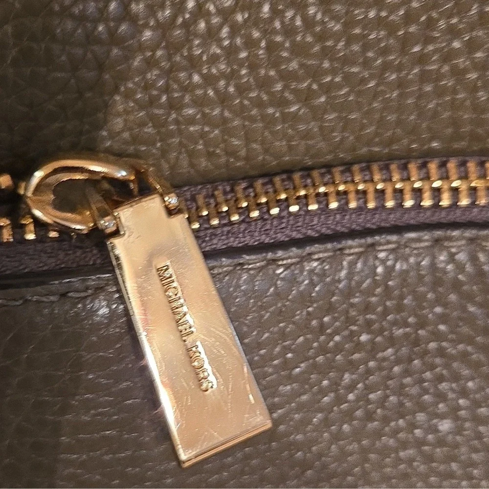 Michael Kors Green Pebbled Zip Backpack Gold Tone Hardware Adjustable Straps